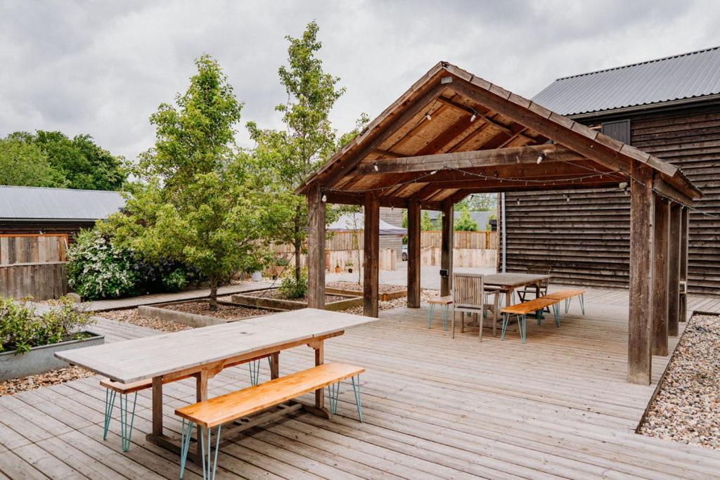 Creeksea Place Barns Burnham-on-Crouch Exterior foto